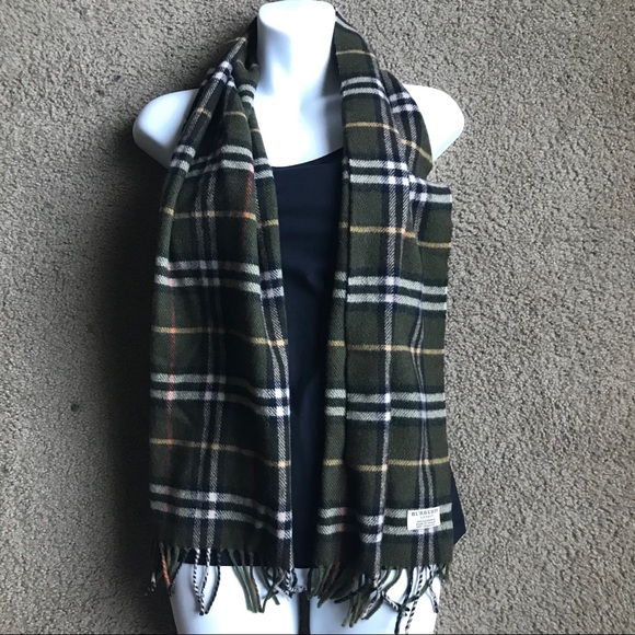 Burberry 100% Lambswool Unisex Scarf - Picture 1 of 6